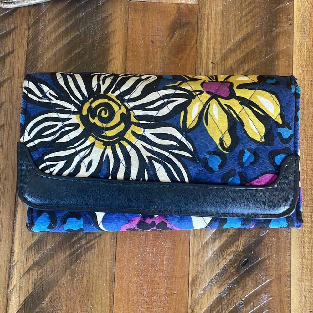 Cheetah Flower Trifold Wallet